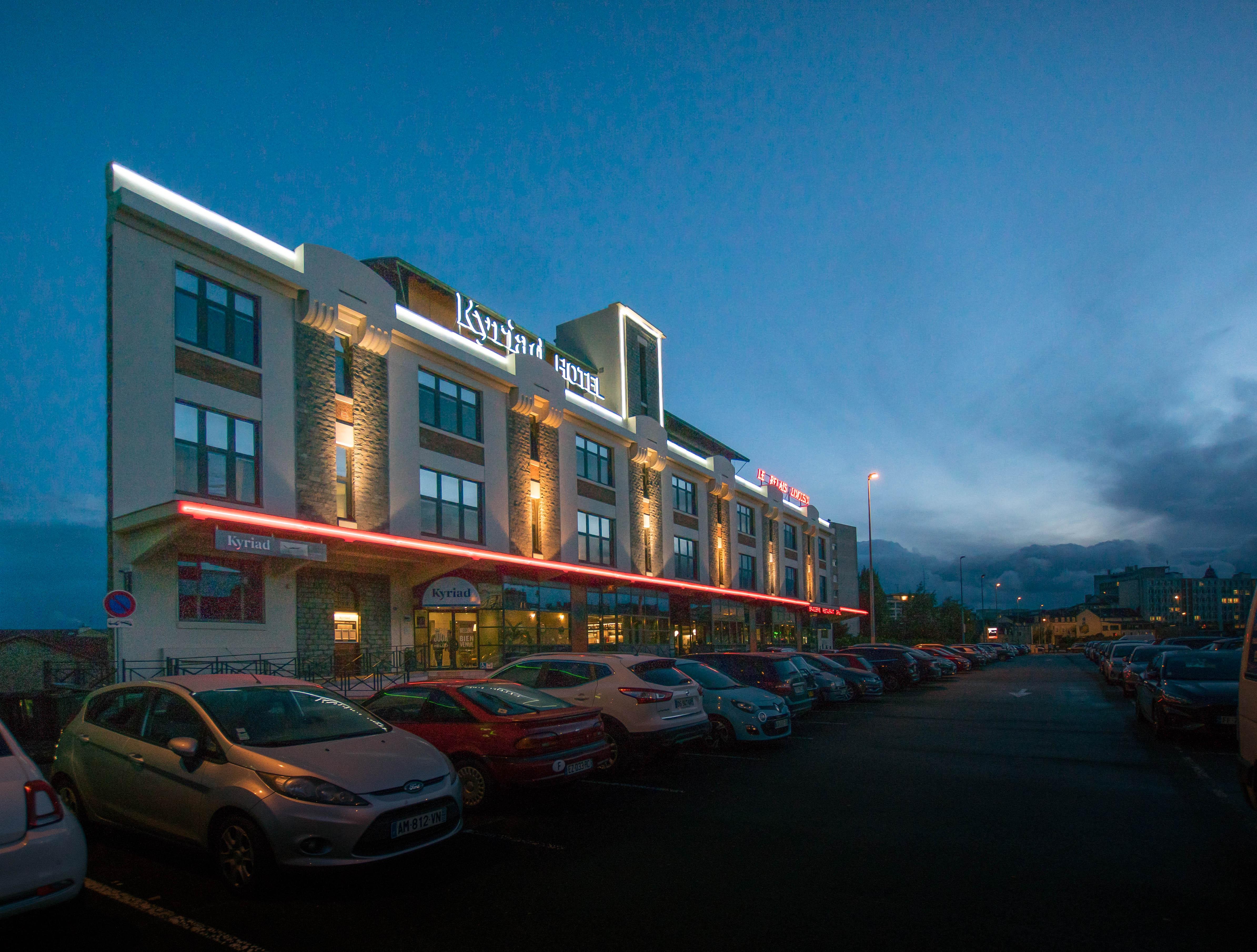 Kyriad Limoges Centre Gare - Atrium Εξωτερικό φωτογραφία